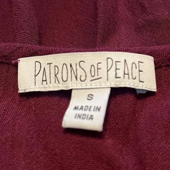 Patrons of Peace Flowy Black Off-The-Shoulder Top small - Picture 6 of 7